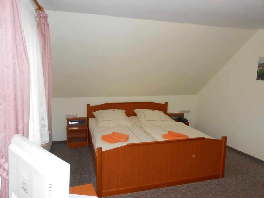 Goldener Engel /Pension Görlitz Стая снимка