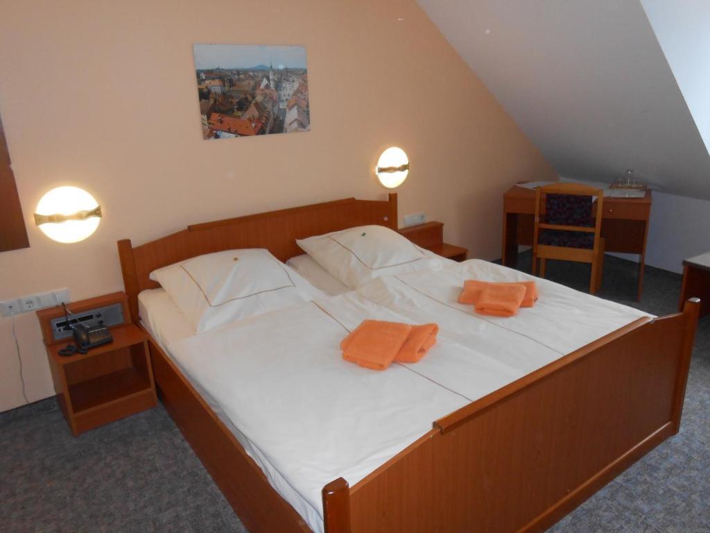 Goldener Engel /Pension Görlitz Стая снимка